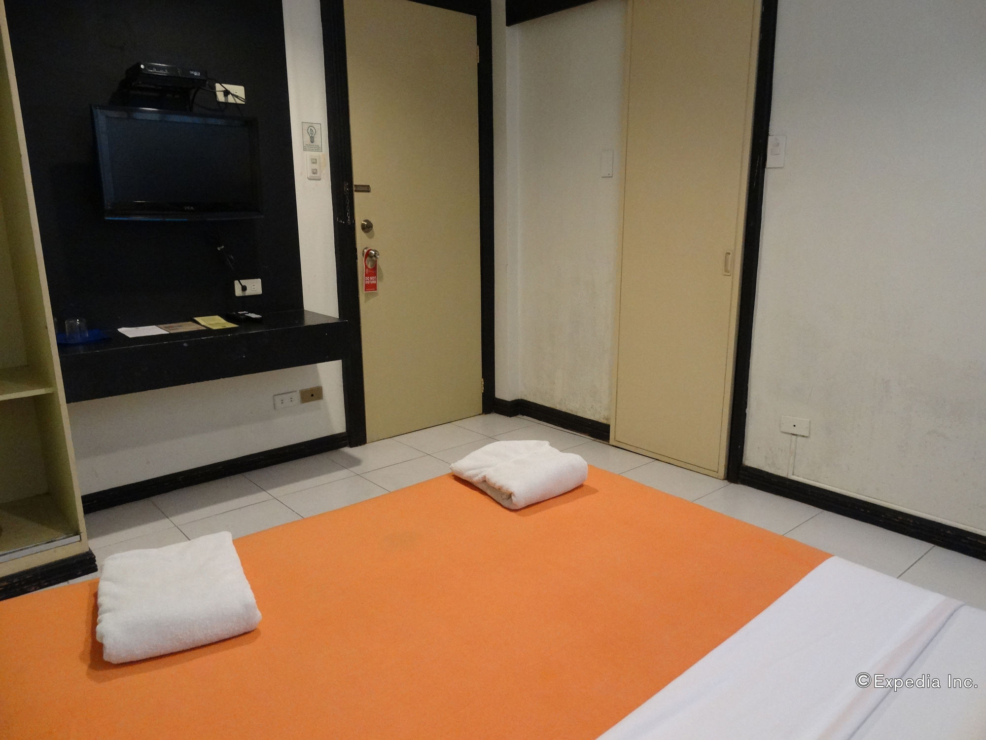 Davao Royal Suites And Residences Экстерьер фото